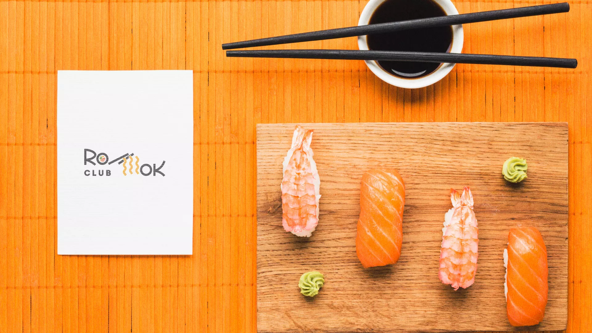 Создание логотипа суши-бара «Roll Wok Club» в Богучаре